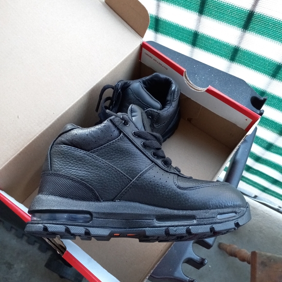 Nike 2y Air Max Boots NEW - Picture 4 of 12